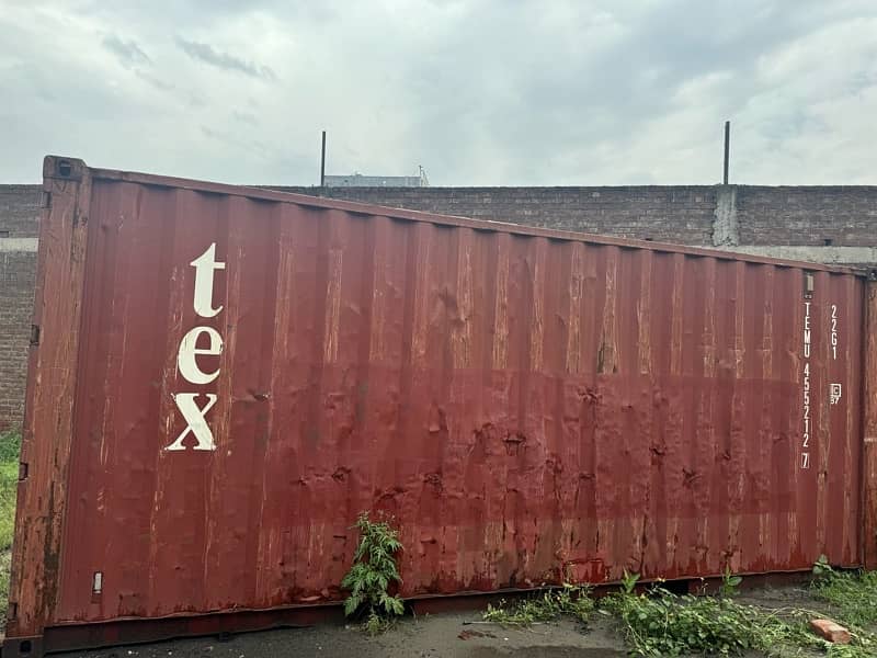 Container 20 Foot 1