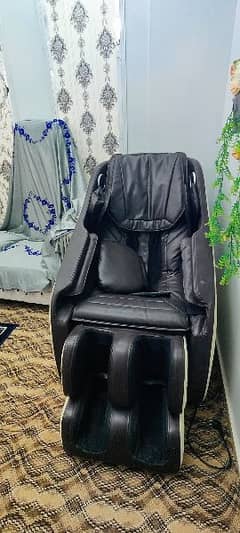 JC Buckman Massage Chair 0