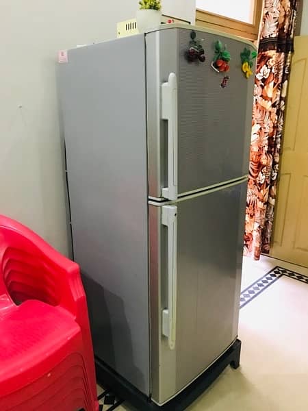 Haier Medium Size Refrigerator 3