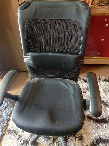computer chair one piece condition 10 by 8 1