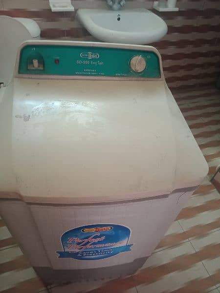 Super Asia Spin Dryer in Good Condition 1