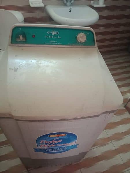 Super Asia Spin Dryer in Good Condition 5