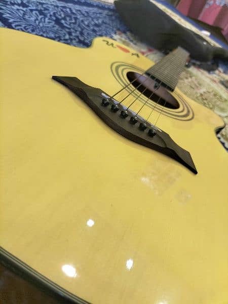 Suedian YO-6201C-Na Yellow 40 Acoustic Guitar With Equalizer & Tuner 5