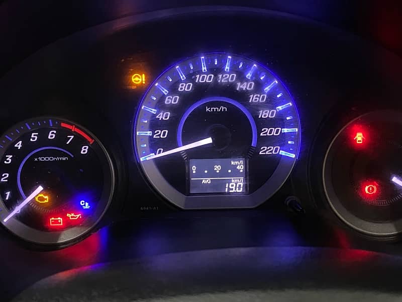 Honda City IVTEC 2018 17