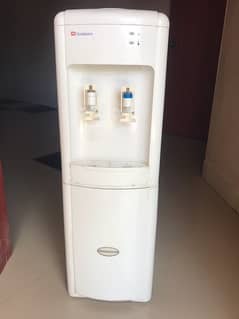 Dawlance Water Dispenser With Refrigerator 0