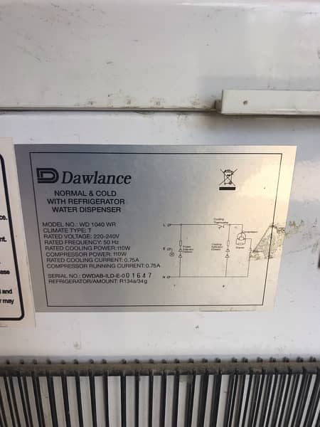 Dawlance Water Dispenser With Refrigerator 3