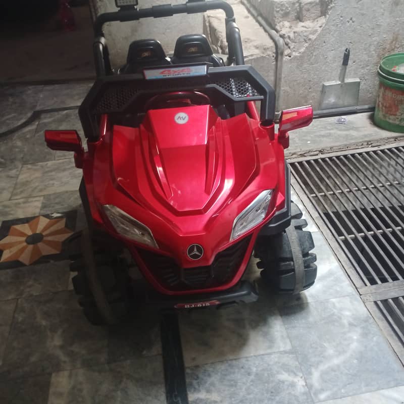Baby jeep red colour charging wali 3