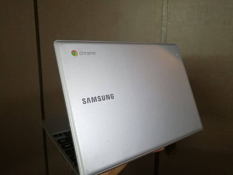 Samsung tablet sy bhtr Chromebook chrome book 12