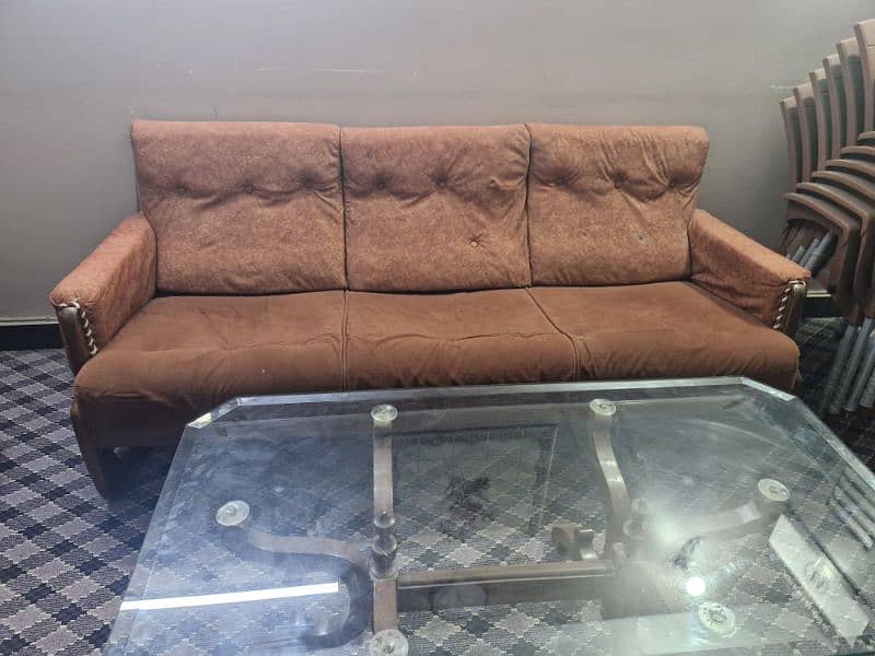 5 seater sofa set for sale condition wood 10/10 foam 7/10 1