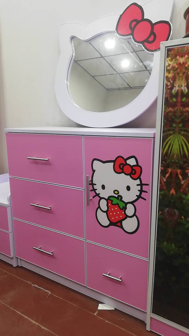 Brand New Dressing Table for girls , Hello Kitty Table For Girls 2