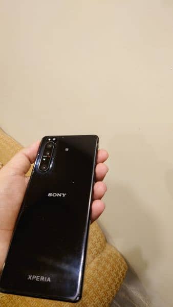 Sony Xperia 1 mark 2 3