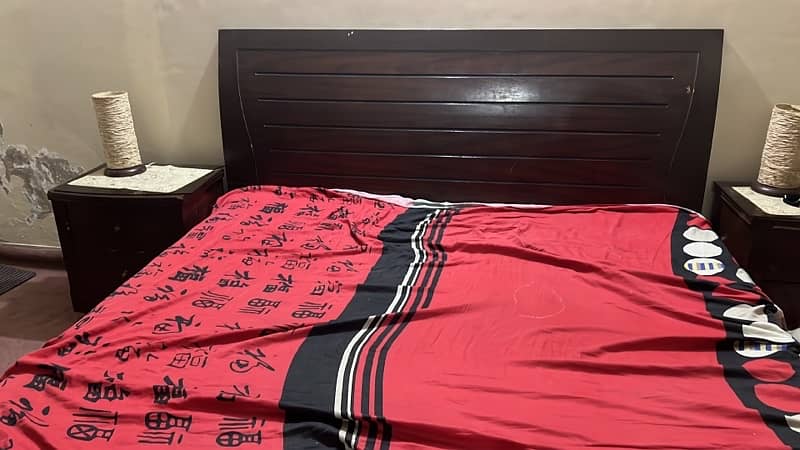 bed room set urgently sale 2