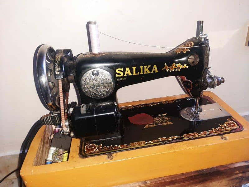 SALIKA Sewing Machine w/ Japanise Motor 1