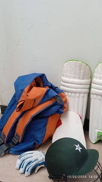 Cricket Kit for Adults 1
