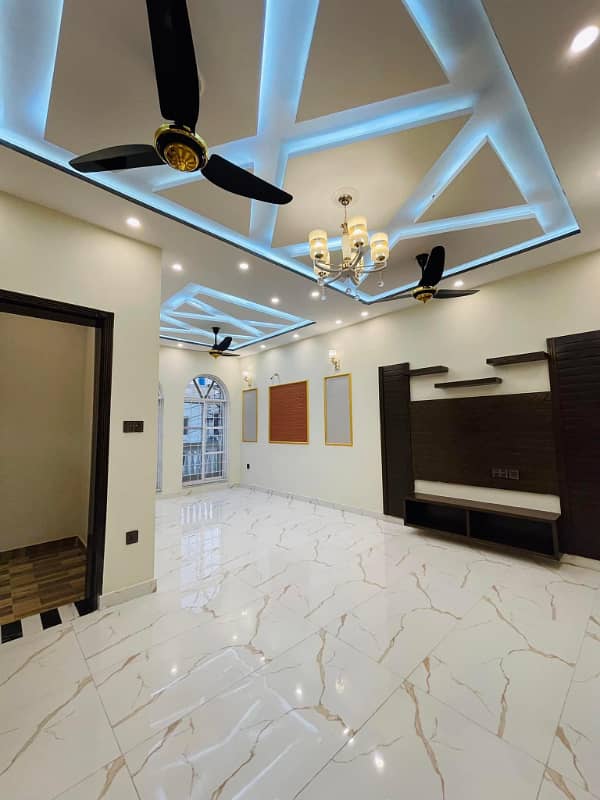 3 YEARS EASY INSTALLMENT PLAN HOUSE FOR SALE AL KABIR TOWN LAHORE 6