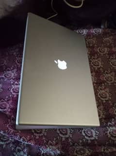 MacBook pro 2008 model