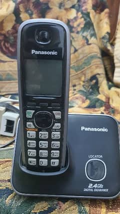 Panasonic kx-tg3711bx 0