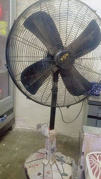 sell GFC Fan with warranty 2month used only 2