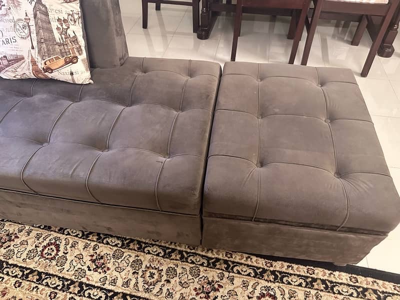 very good condition 7 seater L shaped sofa 3