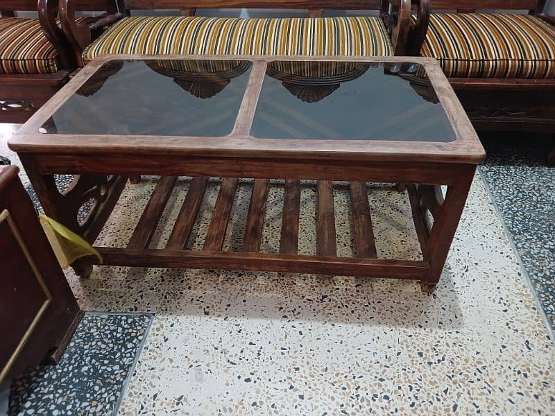 4 Seater Sofa set with glass table 3