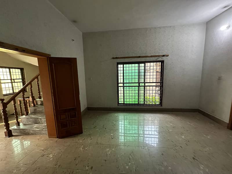 20 Marla House for Sale Allama Iqbal Town 2