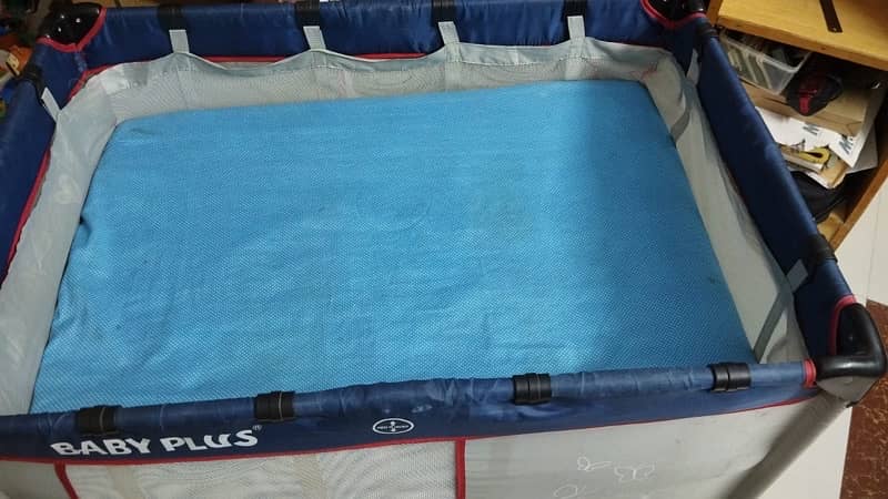baby cot with mattress (baby plus) 9