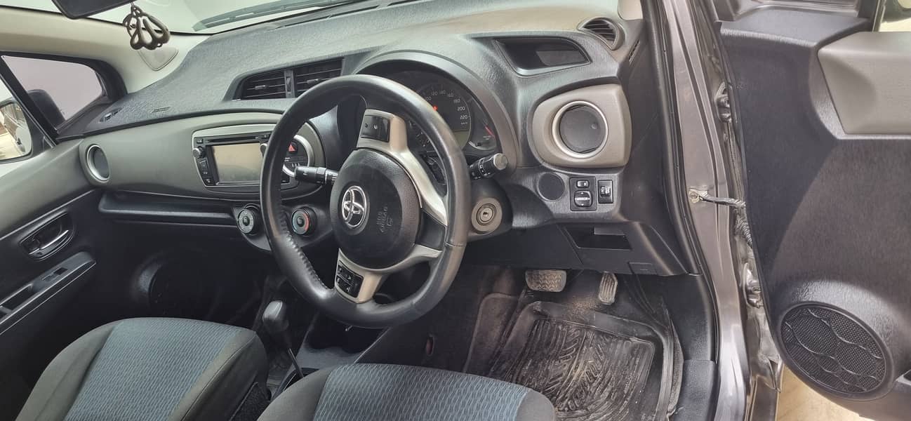 Toyota Yaris Car (Auotmatic hatchback) 2012/2019 for sale 4