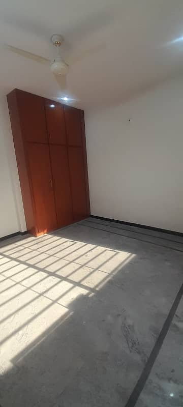 Upper Portion 2nd+3rd Floor For Rent On Prime Location, Mumtaz City. 9