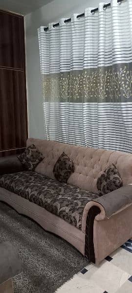 sofa set for sale urgent 3