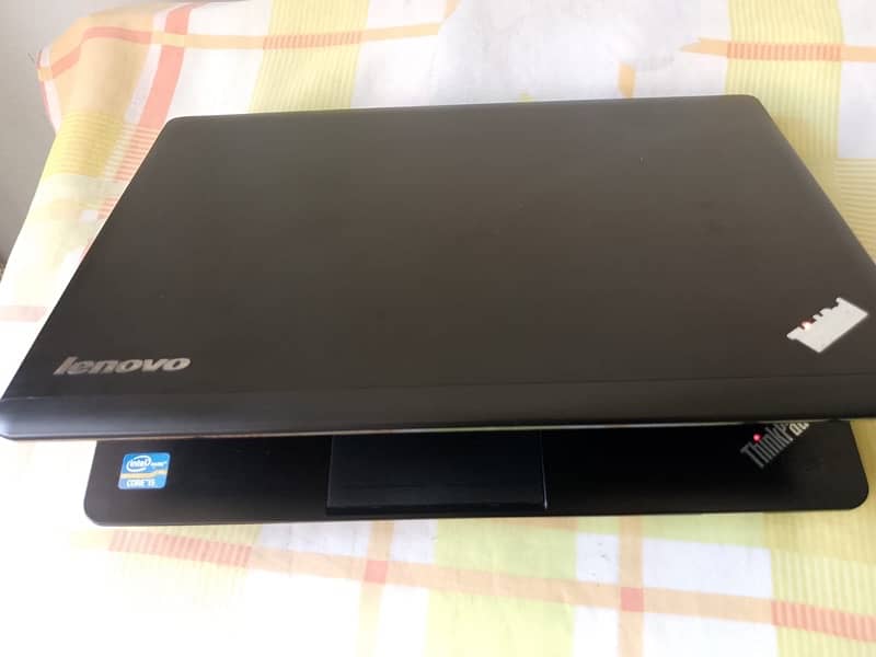 Lenovo ThinkPad Edge E430 Laptop ( Matte Black ) 2
