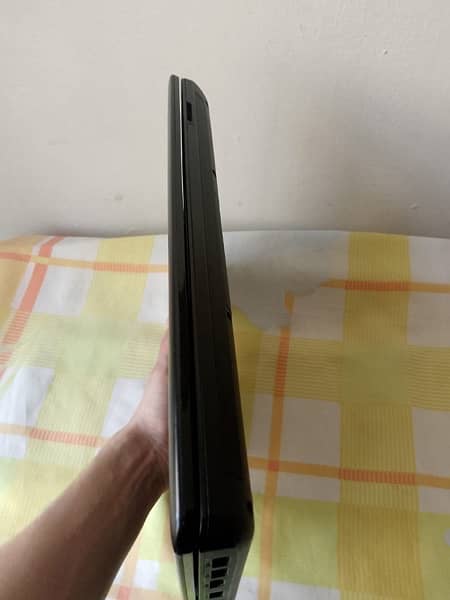 Lenovo ThinkPad Edge E430 Laptop ( Matte Black ) 5