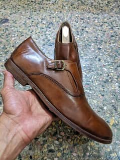 Aldo single buckle premium shoe