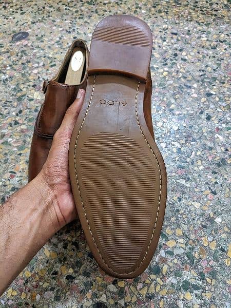 Aldo single buckle premium shoe 3