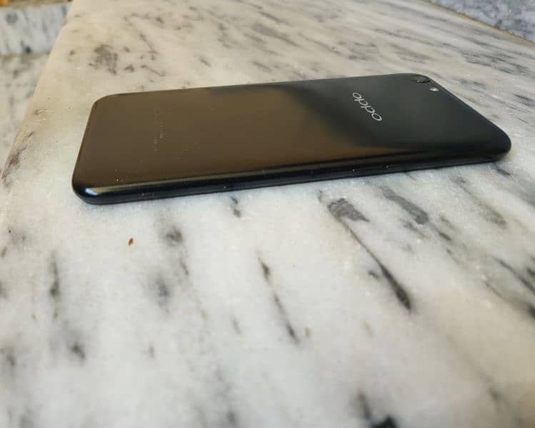 Oppo A71 3000 mAh battery with box and charger 3