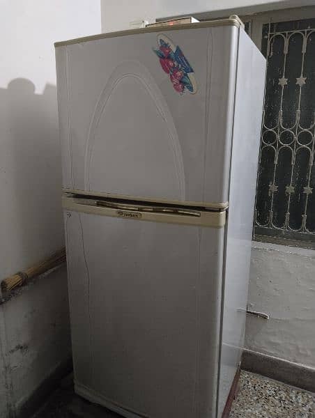 Dawlance refrigeratior for sale 2