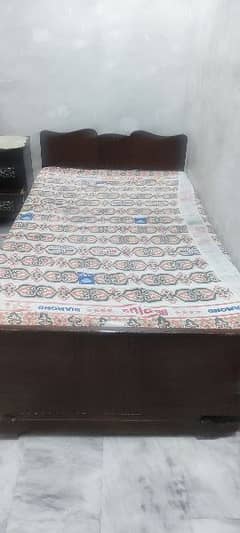 Pure Tali Single Bed in Good Working Condition 0