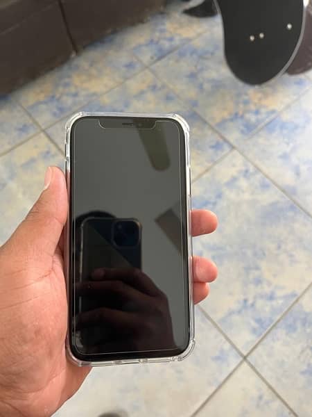 iPhone 11 Factory 64gb 4