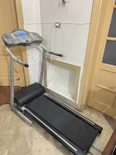 Running Treadmill (Digital)
