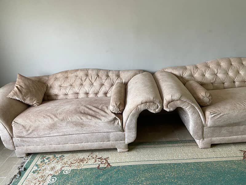 Eight seater sofa with rug 5