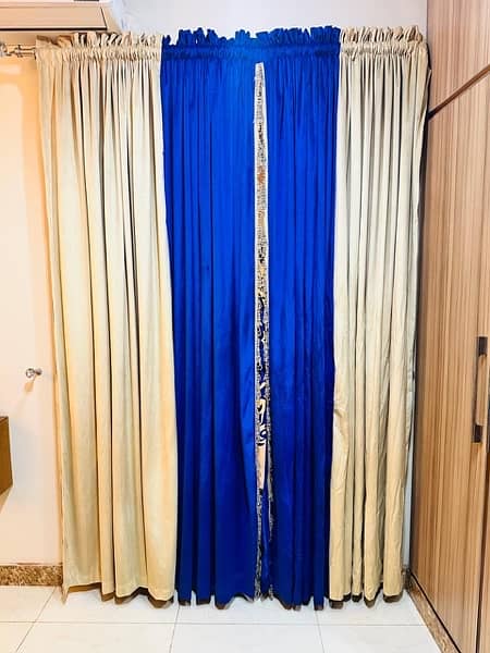 curtains blue white velvet 1