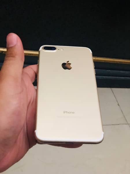 Iphone 7plus pta approved 2