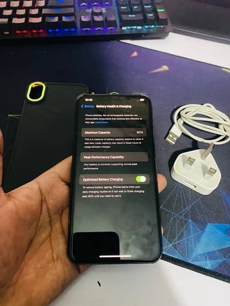 i phone xsmax 256 gb pta approved 5