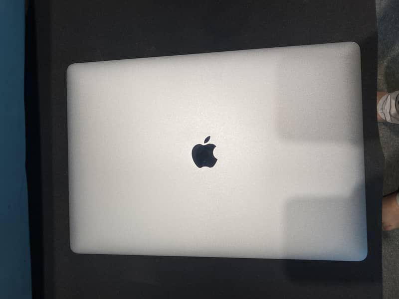 Macbook 2019 i9 32 GB 512GB 1