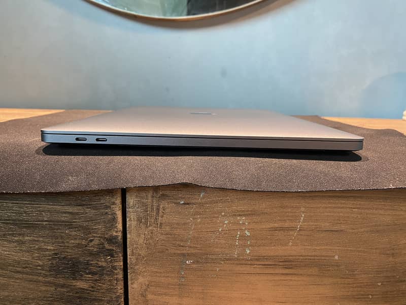 Macbook 2019 16inch i9 32 GB 512GB 2