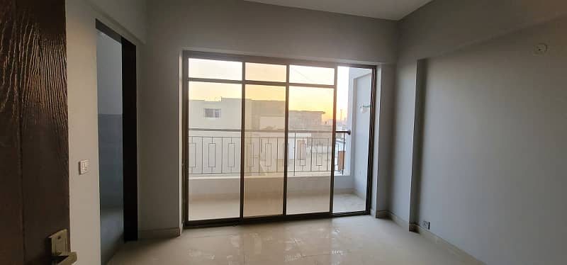 Urgent - 2 Bedrooms with Lounge Luxury Apartment West Open 850 sqft 8