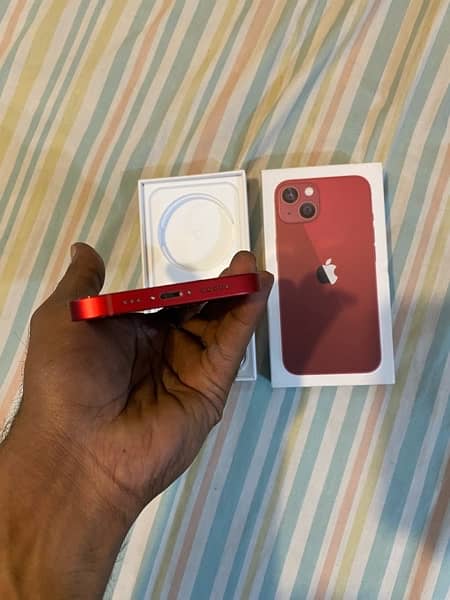 iphone 13 256GB factory unlocked aproved 3