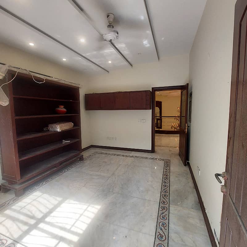 2 Kanal House for Sale in Gulbahar Block Sector C Bahria Town, Lahore 1