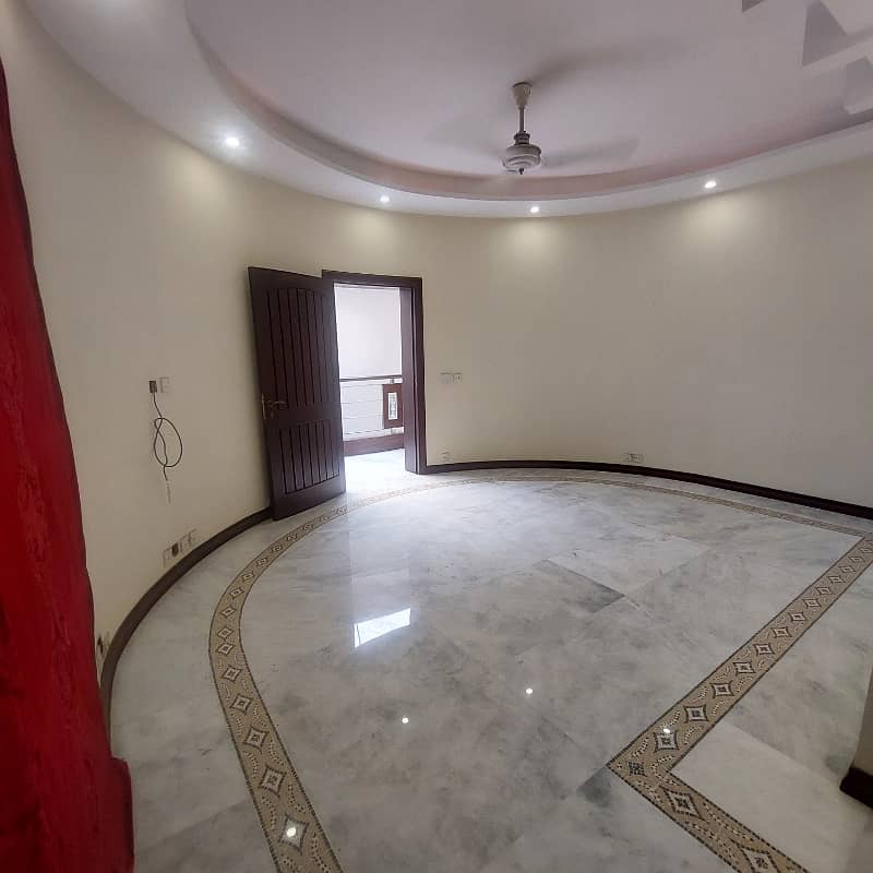 2 Kanal House for Sale in Gulbahar Block Sector C Bahria Town, Lahore 6