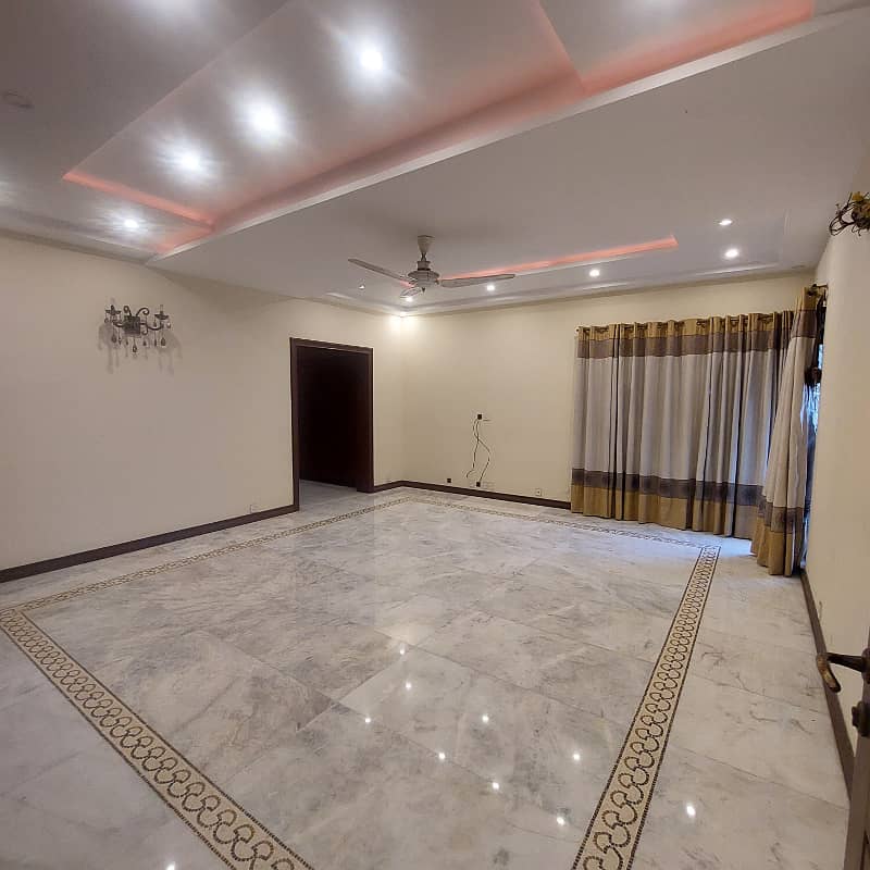 2 Kanal House for Sale in Gulbahar Block Sector C Bahria Town, Lahore 37