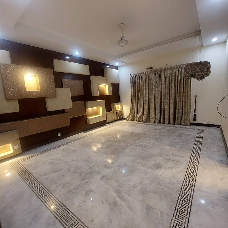 2 Kanal House for Sale in Gulbahar Block Sector C Bahria Town, Lahore 48